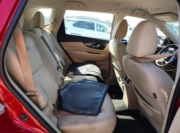 JN8AT2MT2HW385649 2017 NISSAN ROGUE Красный Вид задней части салона