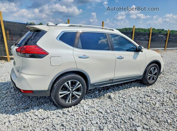 JN8AT2MT2HW397817 2017 NISSAN ROGUE Белый Задняя правая четверть