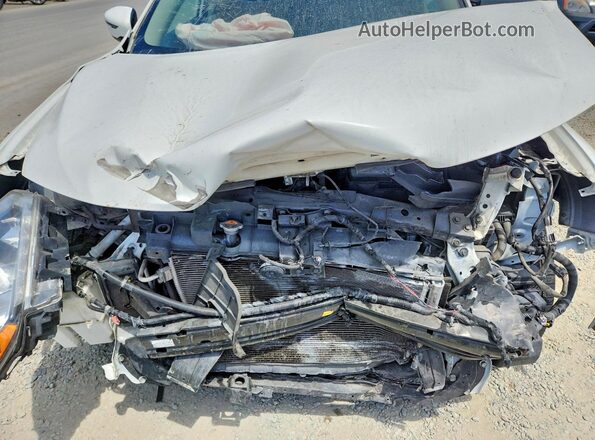 JN8AT2MT5GW029520 2016 NISSAN ROGUE White Engine compartment view