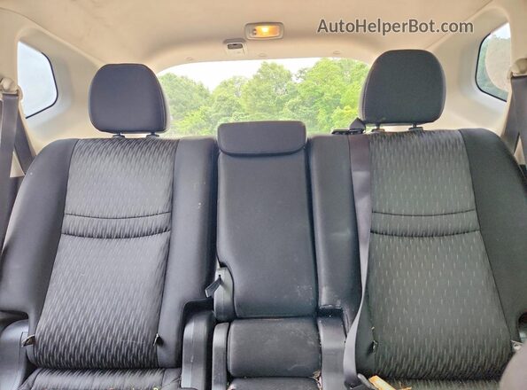 JN8AT2MT5HW382762 2017 NISSAN ROGUE Gray Rear seats view