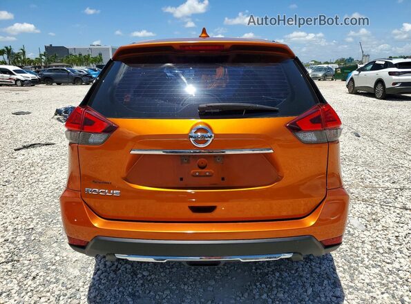 JN8AT2MT5HW384558 2017 NISSAN ROGUE Orange უკანა ხედი