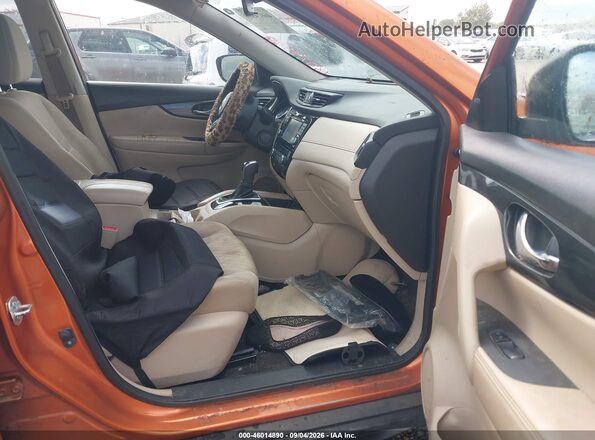 JN8AT2MT7HW139079 2017 NISSAN ROGUE Orange წინა სალონის ხედი