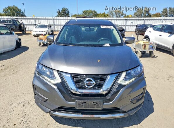 JN8AT2MT7HW386344 2017 NISSAN ROGUE Gray Widok z przodu