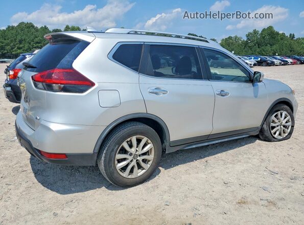 JN8AT2MT7LW041663 2020 NISSAN ROGUE Silver Trasero derecho