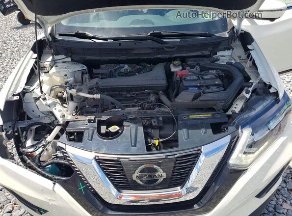 JN8AT2MV2HW271331 2017 NISSAN ROGUE White Rear interior view