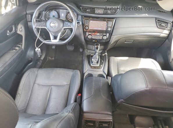 JN8AT2MV2HW271331 2017 NISSAN ROGUE White Dashboard view