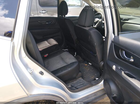 JN8AT2MV7HW274290 2017 NISSAN ROGUE Silver VIN კოდის სტიკერის ხედი