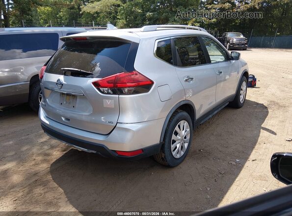 JN8AT2MV7HW274290 2017 NISSAN ROGUE Silver უკანა მარჯვენა
