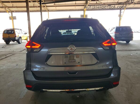JN8AT2MV8HW010849 2017 NISSAN ROGUE Silver Widok z tyłu
