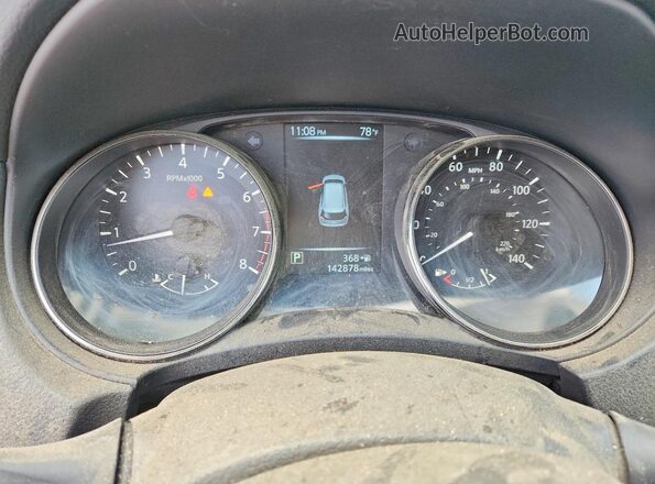 JN8AT2MVXHW022372 2017 NISSAN ROGUE Черный Вид щитка приборов
