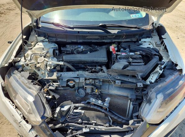 JN8AT2MVXHW026406 2017 NISSAN ROGUE Белый Вид подкапотного пространства