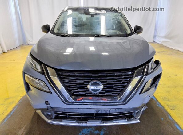 JN8AT3DD6MW314172 2021 NISSAN ROGUE Gray Widok z przodu