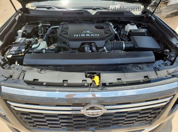 JN8AY3BA7T9030752 2026 NISSAN ARMADA Black Widok komory silnika