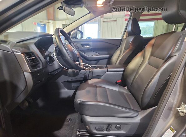 JN8BT3BA1SW004991 2025 NISSAN ROGUE Gray Vista interior delantera