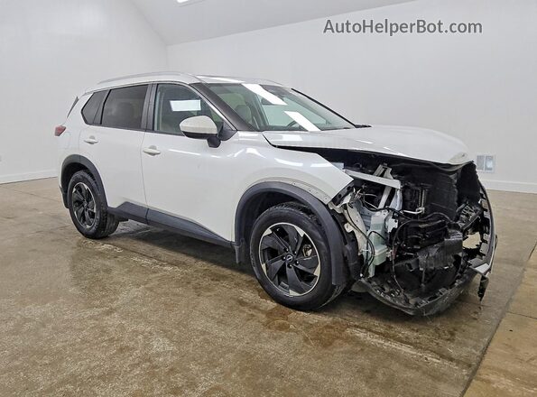 JN8BT3BA5RW355980 2024 NISSAN ROGUE White Delantero derecho