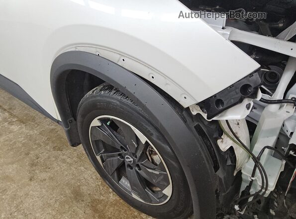 JN8BT3BA5RW355980 2024 NISSAN ROGUE White 