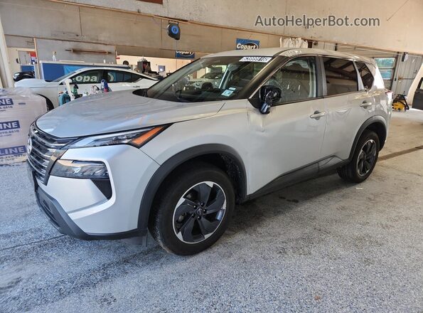 JN8BT3BB6SW417210 2025 NISSAN ROGUE Silver 360 interior view