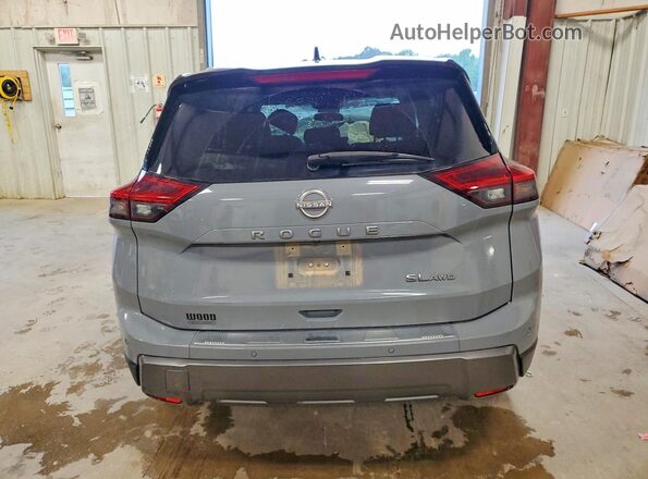 JN8BT3CB3RW170981 2024 NISSAN ROGUE Gray Widok z tyłu