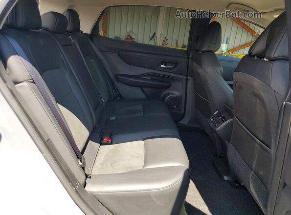 JN8CF0BF3SM767564 2025 NISSAN ARIYA Gray Սալոնի հետևի տեսք