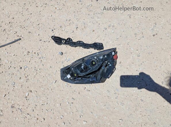 JTDAAAAF7P3013511 2023 TOYOTA CROWN Black Vista del compartimento del motor