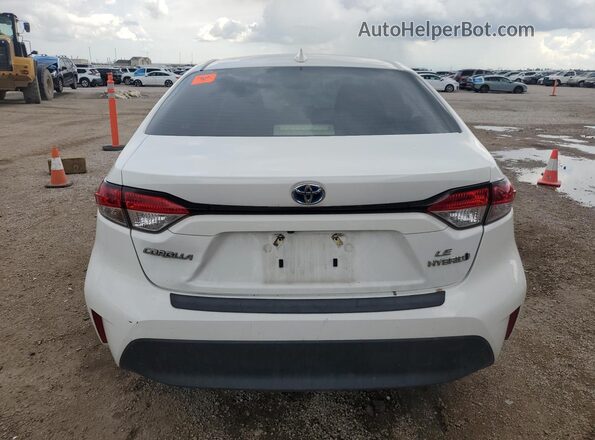 JTDBCMFE0R3063394 2024 TOYOTA COROLLA White 