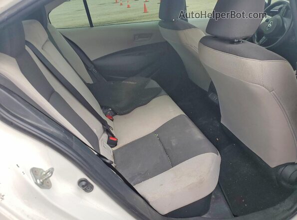 JTDBCMFE0R3063394 2024 TOYOTA COROLLA White Հետևի նստատեղերի տեսք
