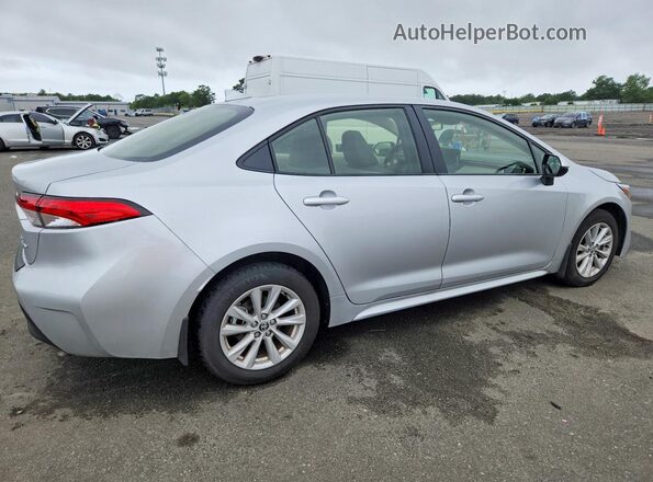 JTDBCMFE2T3137678 2026 TOYOTA COROLLA Серебряный Задняя правая четверть