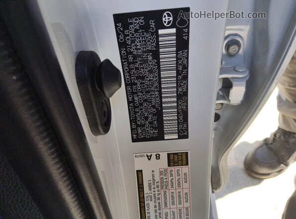 JTDBCMFE3R3062479 2024 TOYOTA COROLLA White Vista del compartimento del motor