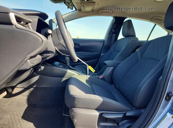 JTDBCMFE7T3131097 2026 TOYOTA COROLLA Синий Вид салона спереди