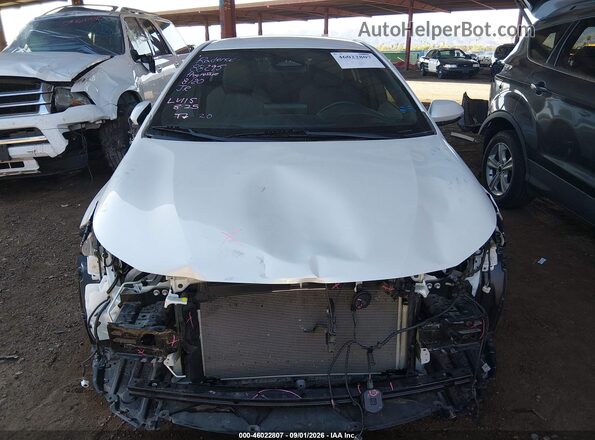 JTDBCMFE9R3061840 2024 TOYOTA COROLLA Белый Вид задней части салона