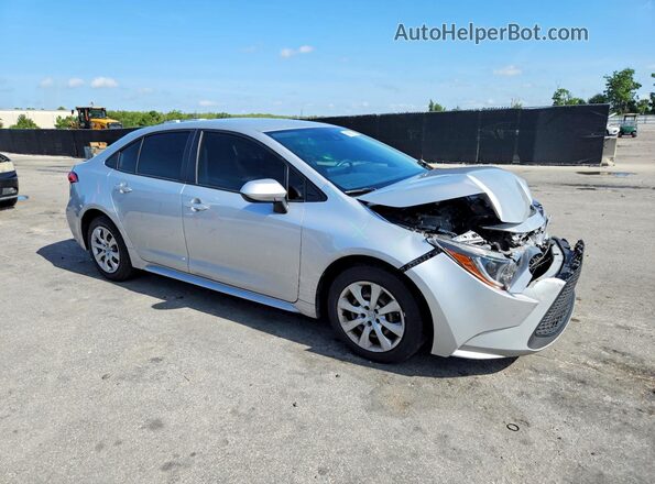 JTDEPMAE2N3023563 2022 TOYOTA COROLLA Silver Front right