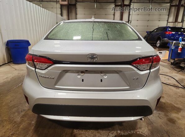 JTDEPMAEXMJ161250 2021 TOYOTA COROLLA Silver Rear view