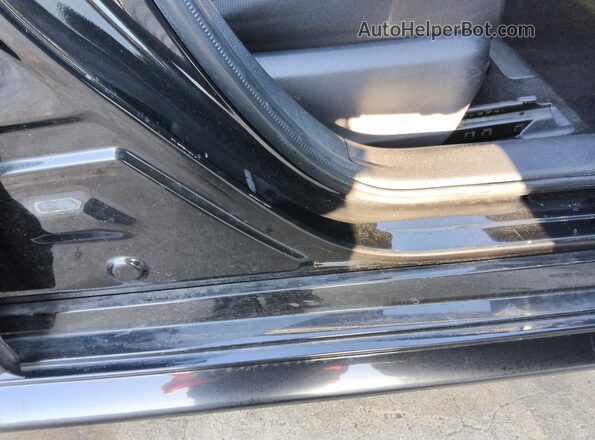 JTDEPRAEXLJ089042 2020 TOYOTA COROLLA Черный 
