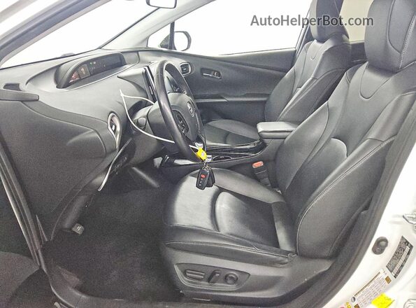 JTDKAMFP9M3196235 2021 TOYOTA PRIUS White წინა სალონის ხედი