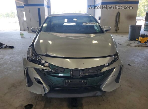 JTDKARFP1H3002140 2017 TOYOTA PRIUS Silver Vista frontal