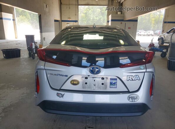 JTDKARFP1H3002140 2017 TOYOTA PRIUS Silver Vista trasera