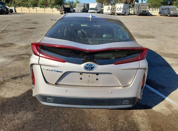 JTDKARFP2H3002874 2017 TOYOTA PRIUS Silver Հետևի տեսք