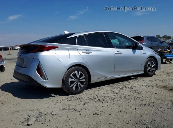 JTDKARFP2J3101782 2018 TOYOTA PRIUS Silver Trasero derecho