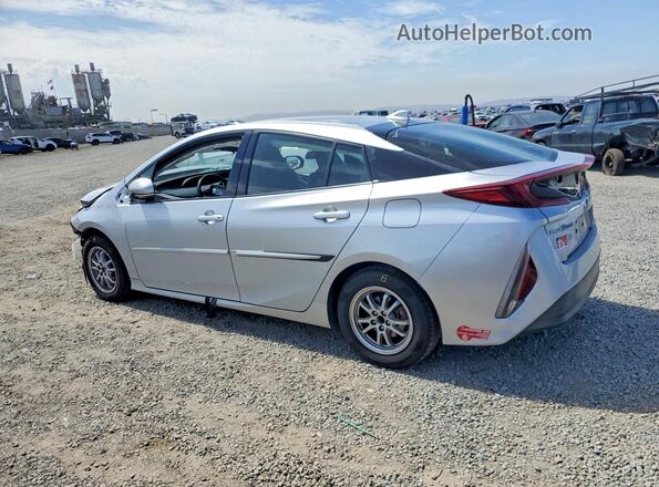 JTDKARFP3H3067426 2017 TOYOTA PRIUS Серебряный Задняя левая четверть