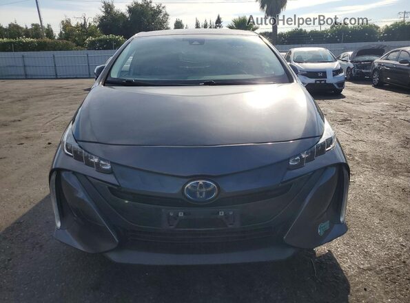JTDKARFP5H3051082 2017 TOYOTA PRIUS Угольный Вид спереди