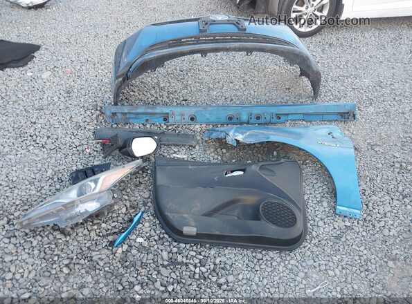JTDKARFU7K3087580 2019 TOYOTA PRIUS Blue Instrument cluster view