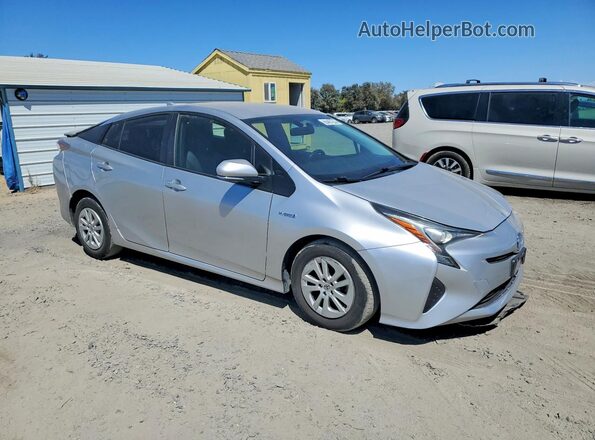 JTDKARFUXG3020687 2016 TOYOTA PRIUS Silver Передня права чверть