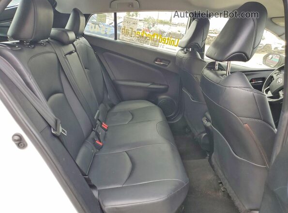 JTDL9MFU3M3025757 2021 TOYOTA PRIUS White Հետևի նստատեղերի տեսք