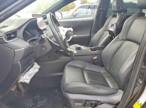 JTEAAAAH2RJ154580 2024 TOYOTA VENZA Черный Вид салона спереди