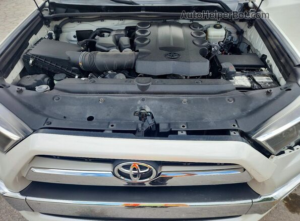 JTEBU5JR2J5600686 2018 TOYOTA 4RUNNER White Շարժիչի բաժամունքի տեսք