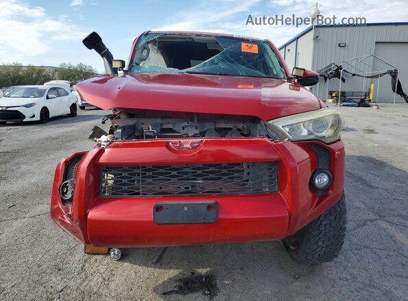 JTEBU5JR7G5333764 2016 TOYOTA 4RUNNER Красный Вид спереди