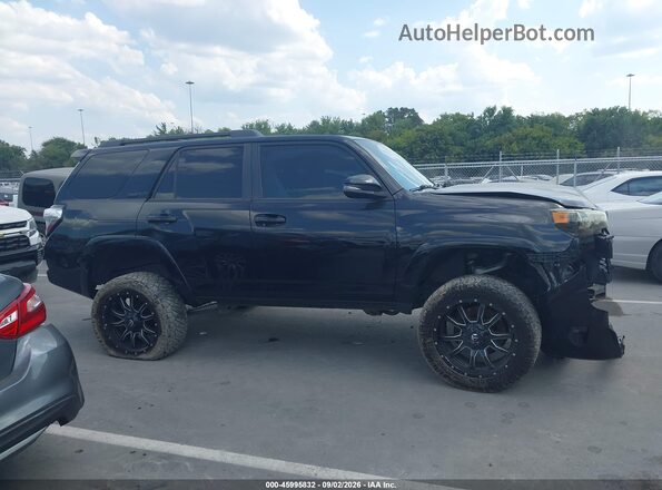 JTEBU5JRXG5368427 2016 TOYOTA 4RUNNER Black 360 interior view