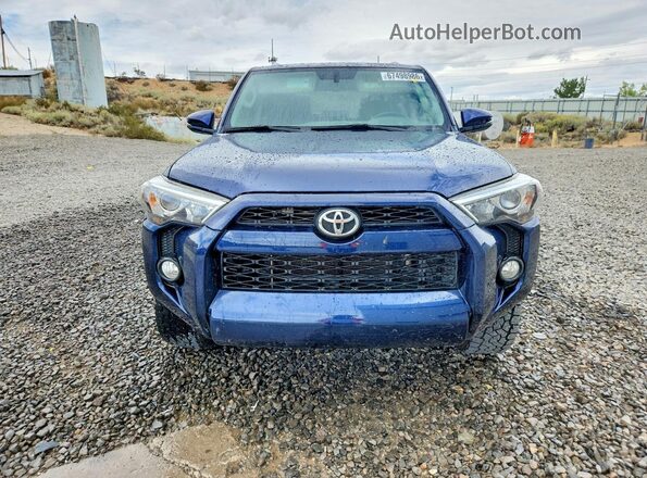 JTEBU5JRXG5390637 2016 TOYOTA 4RUNNER Blue Вид спереду