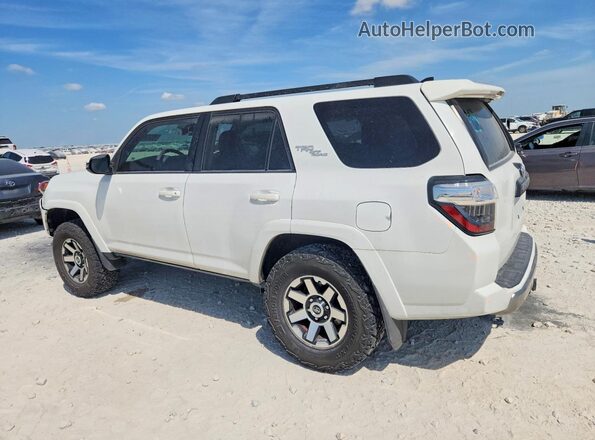 JTERU5JR8M5939049 2021 TOYOTA 4RUNNER White Tył lewy
