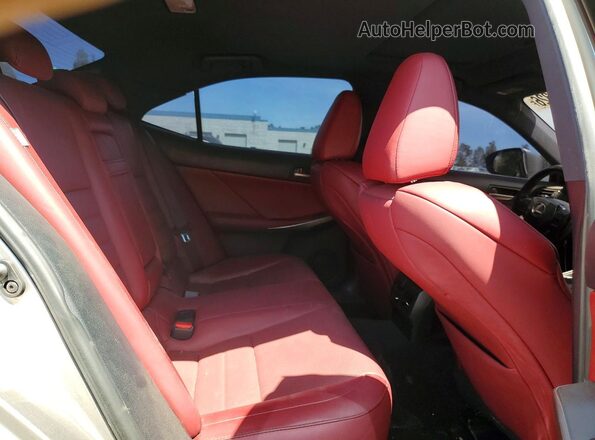 JTHBA1D24J5073270 2018 LEXUS IS Silver Widok tylnych siedzeń